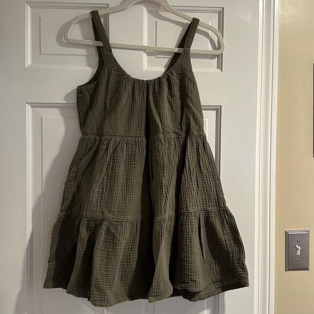 Women’s dress